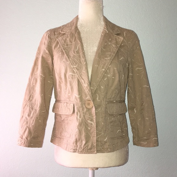 Liz Claiborne Jackets & Blazers - Tan Embroidered Blazer 10PE